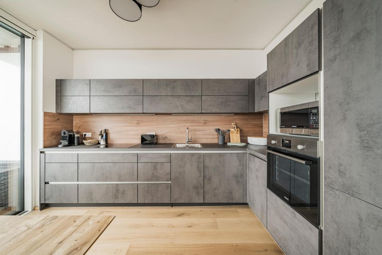 Diamondview Luxury Apartments Вена Экстерьер фото